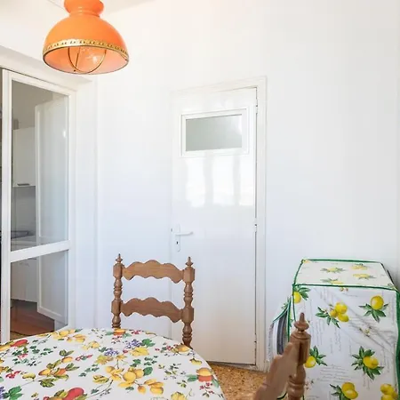 Apartamento Lido Piccolo Vista Mare Con Garage - Apulia *
